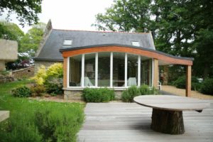 Terrasse-ipé-Table-en-bois-3-300x200